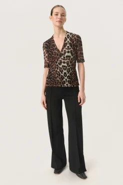 Soaked in Luxury SLAldora Bluse