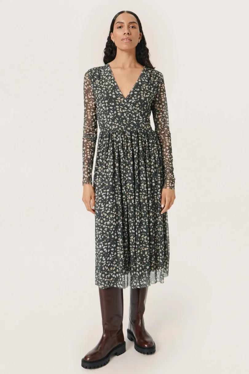 Clearance Soaked in Luxury SLAldora Kjole