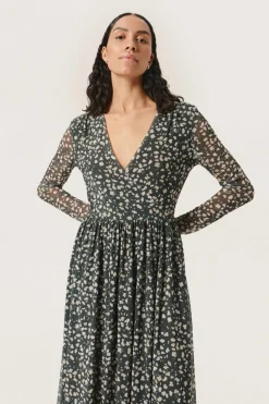 Clearance Soaked in Luxury SLAldora Kjole