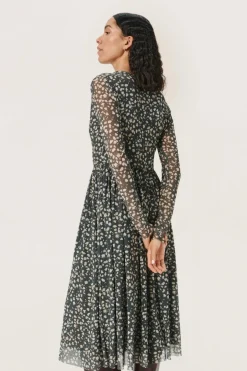 Clearance Soaked in Luxury SLAldora Kjole