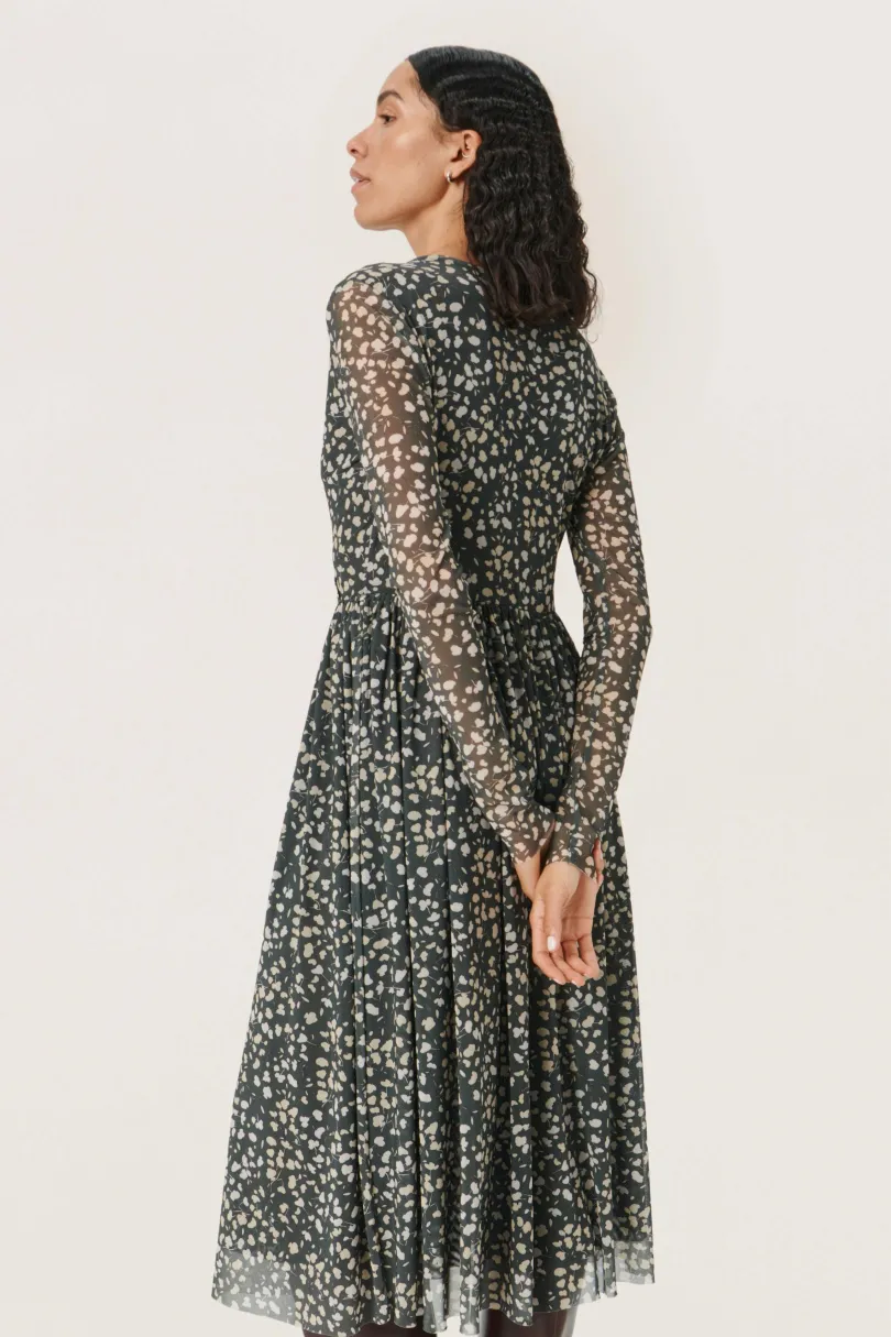 Clearance Soaked in Luxury SLAldora Kjole