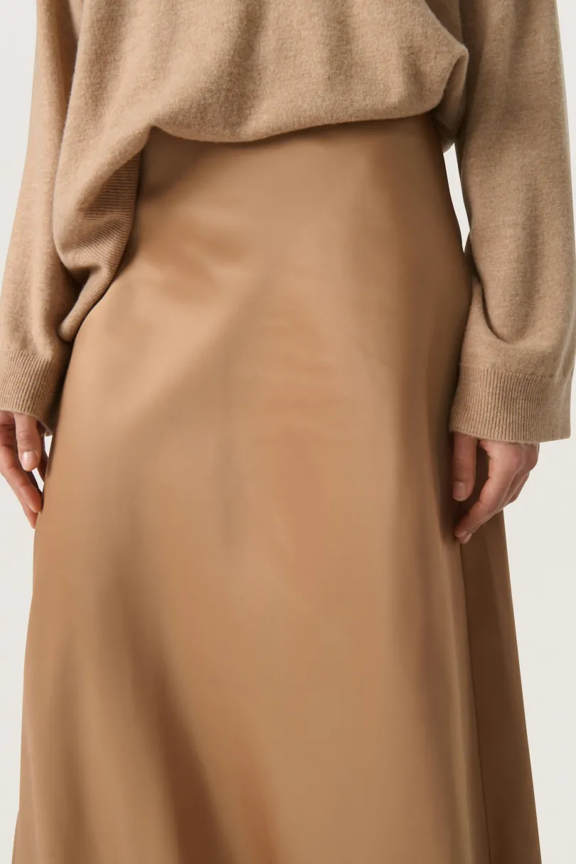 Hot Soaked in Luxury SLAnna Nederdel
