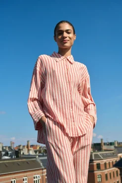 New Soaked in Luxury SLBelira Bukser