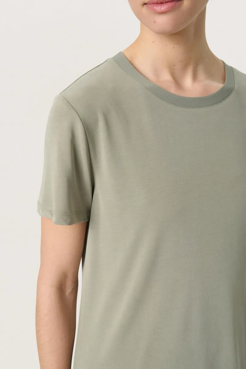 New Soaked in Luxury SLColumbine T-shirt