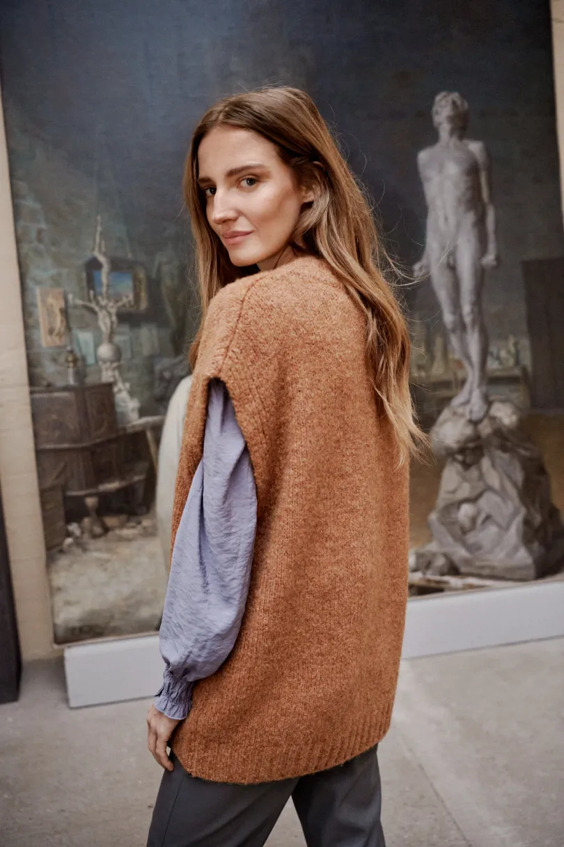 Sale Soaked in Luxury SLConnery Vest