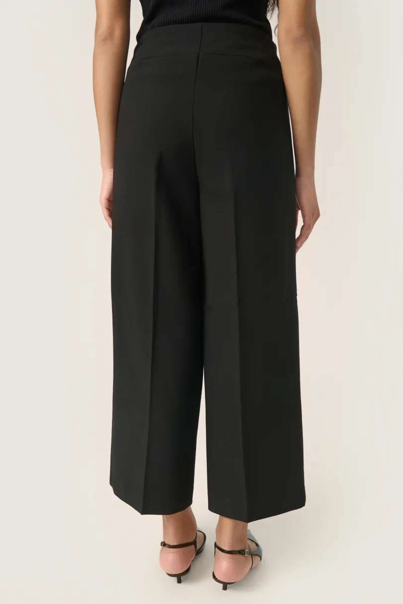 Sale Soaked in Luxury SLCorinne Cropped Bukser