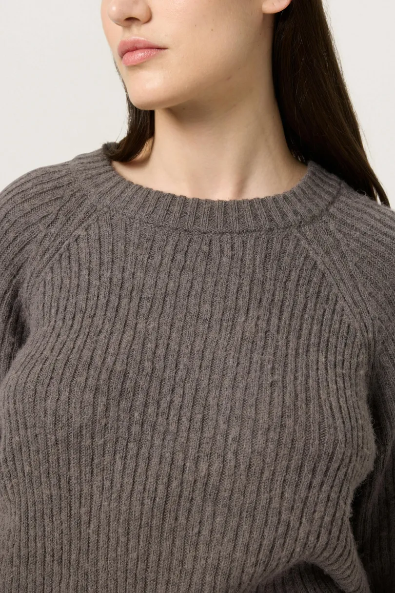 Hot Soaked in Luxury SLDitta Pullover