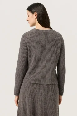 Hot Soaked in Luxury SLDitta Pullover