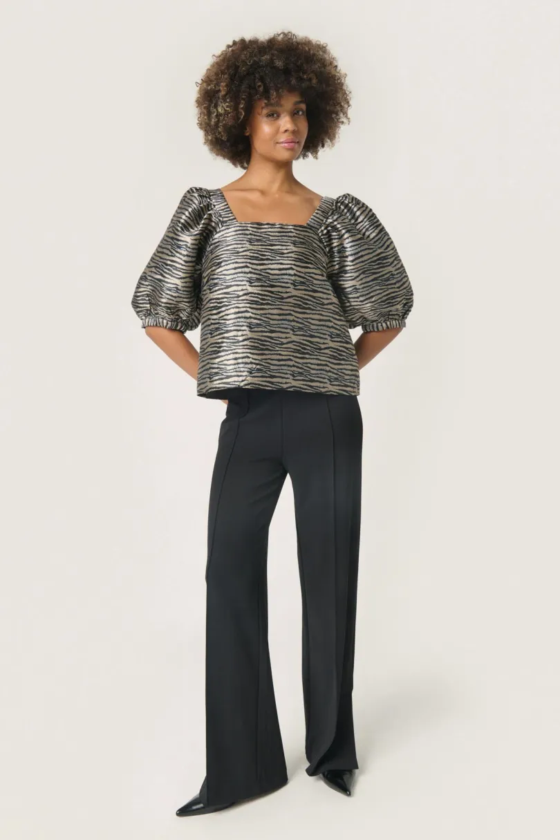 New Soaked in Luxury SLElowen Bluse