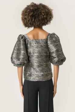 New Soaked in Luxury SLElowen Bluse