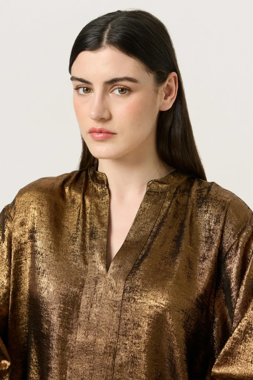 Soaked in Luxury SLElvie Bluse
