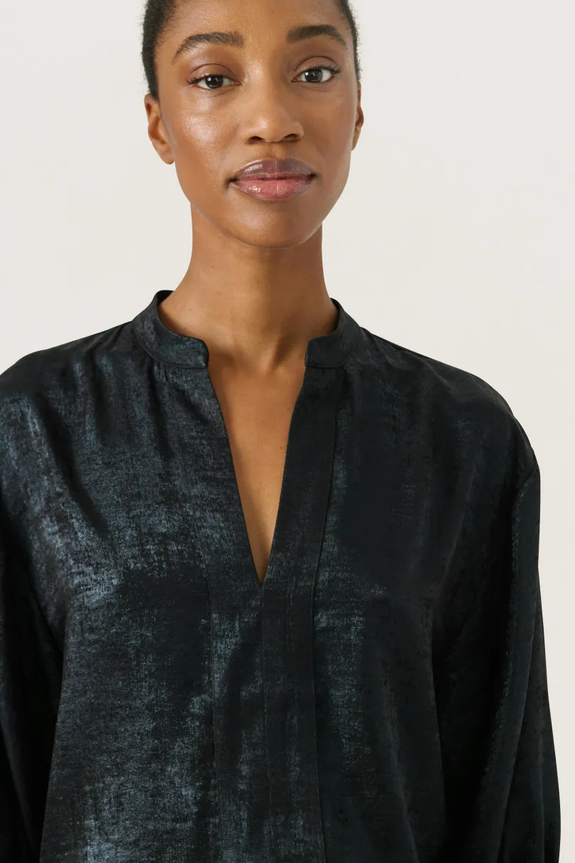 Hot Soaked in Luxury SLElvie Bluse