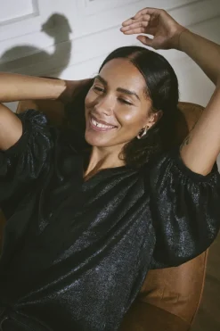 Hot Soaked in Luxury SLElvie Bluse