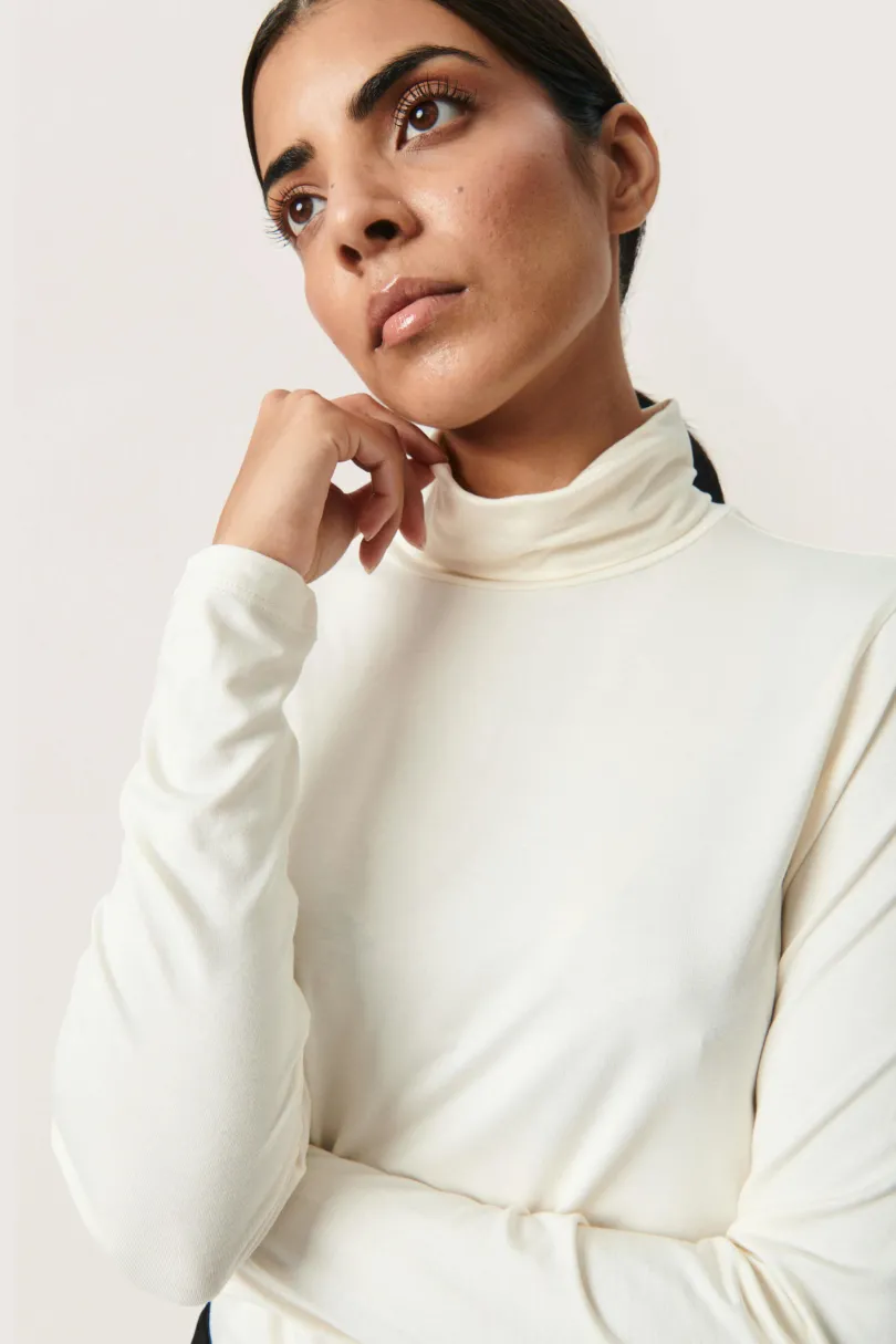 Clearance Soaked in Luxury SLHanadi T-shirt