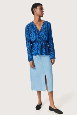 Soaked in Luxury SLIna Bluse