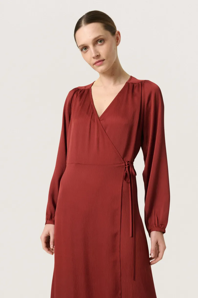 New Soaked in Luxury SLIoana Kjole