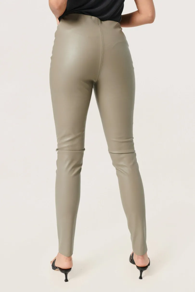 Hot Soaked in Luxury SLKaylee Leggings