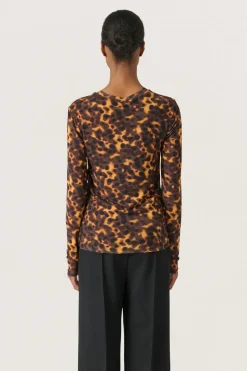 New Soaked in Luxury SLKerrie T-shirt
