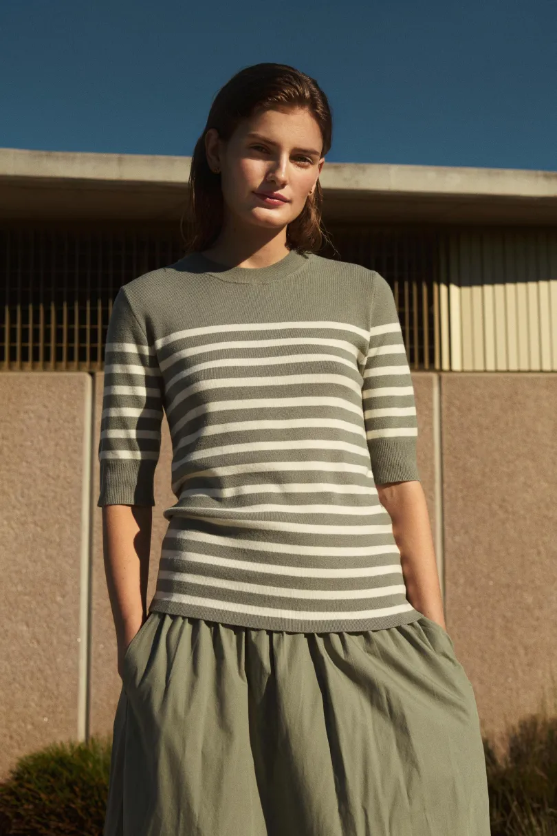 Clearance Soaked in Luxury SLLidya Pullover