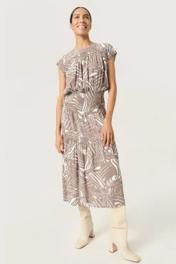 Discount Soaked in Luxury SLMarian Kjole