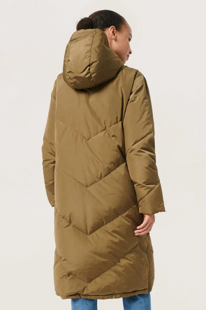 Hot Soaked in Luxury SLMylo Frakke