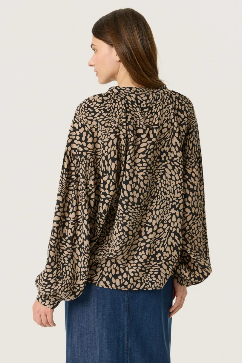 Hot Soaked in Luxury SLNaya Bluse
