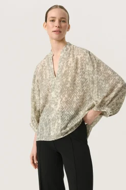 New Soaked in Luxury SLOsaka Bluse