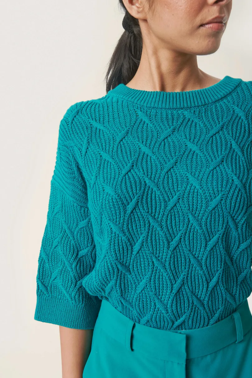 Best Soaked in Luxury SLRava Pullover