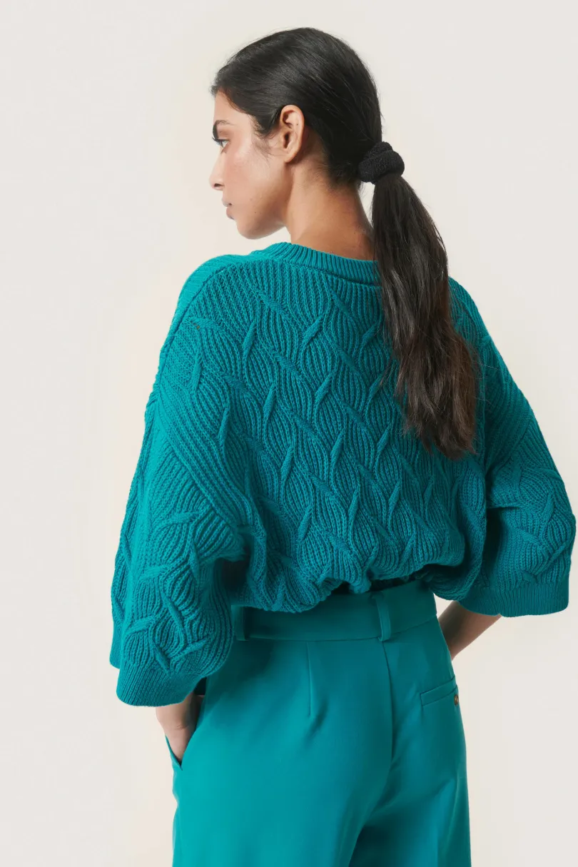 Best Soaked in Luxury SLRava Pullover