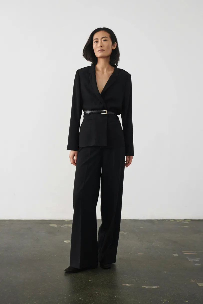 New Soaked in Luxury SLShirley Blazer