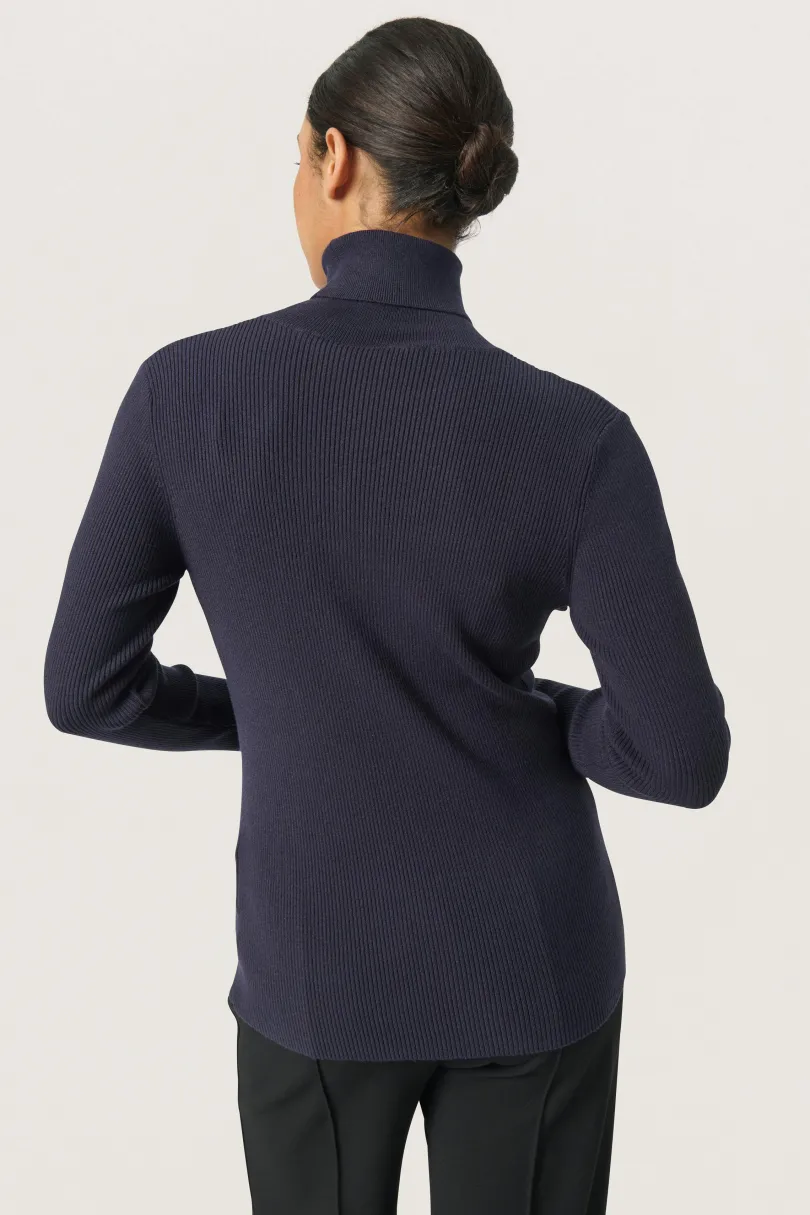 Best Soaked in Luxury SLSina Pullover