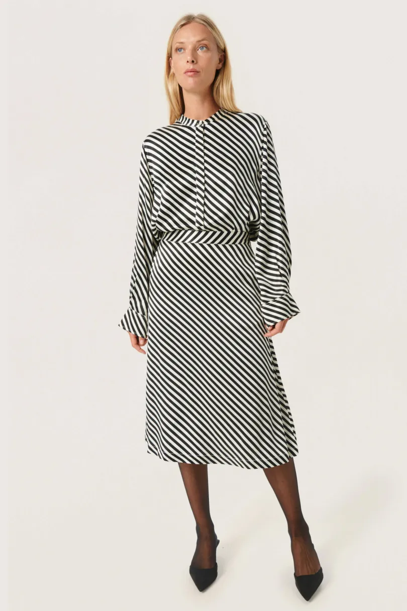 Online Soaked in Luxury SLSoho Nederdel