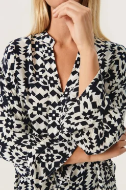 Best Soaked in Luxury SLZaya Bluse