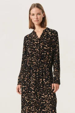 Soaked in Luxury SLZaya Kjole Tiger´sEyeLeafPrint