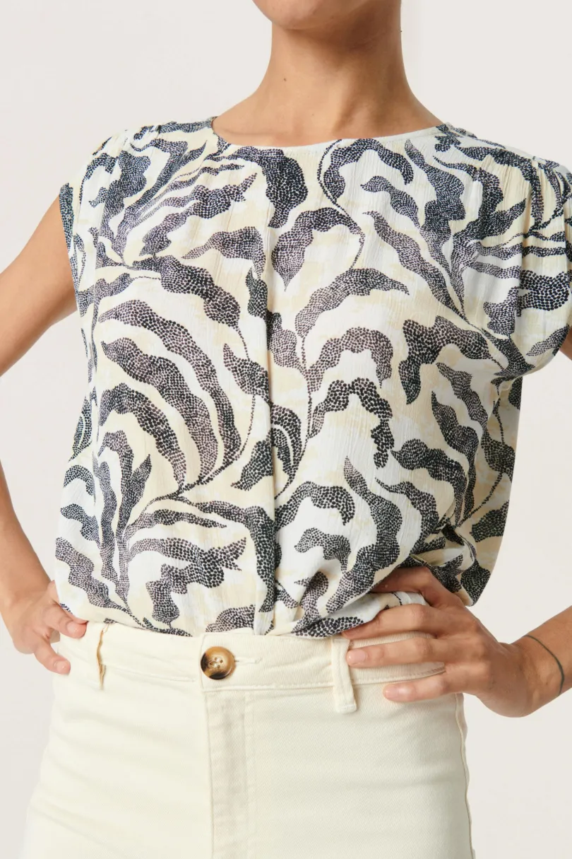 New Soaked in Luxury Zaya Bluse